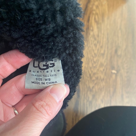 Classic Tall Black Ugg Boots - Picture 2 of 5